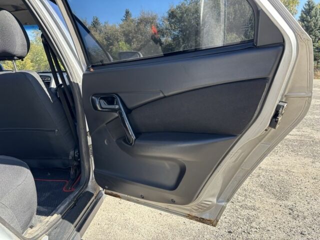 Серый ВАЗ 2110, объемом двигателя 1.6 л и пробегом 101 тыс. км за 2250 $, фото 8 на Automoto.ua