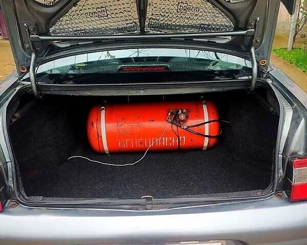 Серый ВАЗ 2110, объемом двигателя 1.6 л и пробегом 160 тыс. км за 2500 $, фото 4 на Automoto.ua