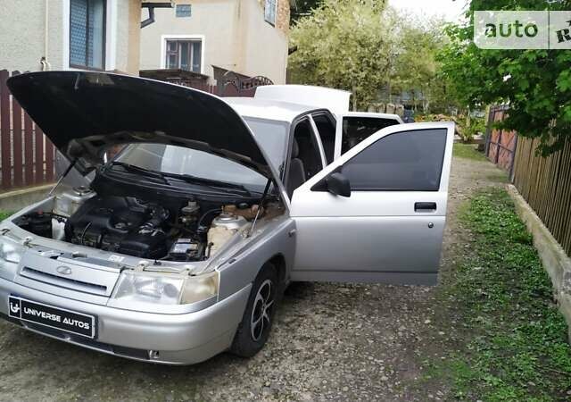 Сірий ВАЗ 2110, об'ємом двигуна 1.6 л та пробігом 213 тис. км за 1999 $, фото 12 на Automoto.ua