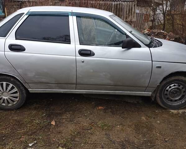 Серый ВАЗ 2110, объемом двигателя 1.6 л и пробегом 300 тыс. км за 1400 $, фото 3 на Automoto.ua