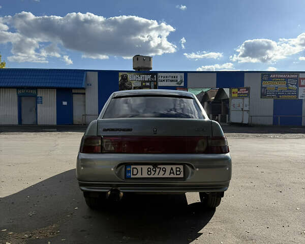 Серый ВАЗ 2110, объемом двигателя 1.6 л и пробегом 245 тыс. км за 2000 $, фото 4 на Automoto.ua