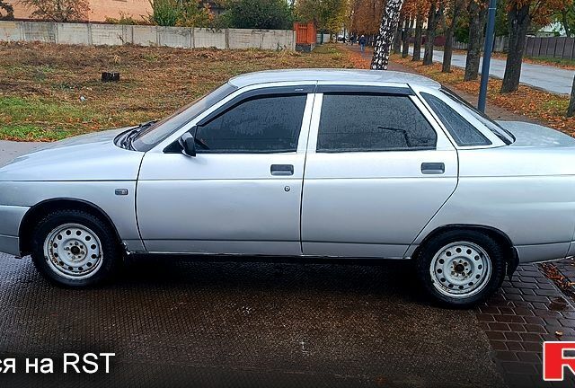 Серый ВАЗ 2110, объемом двигателя 1.6 л и пробегом 190 тыс. км за 1800 $, фото 3 на Automoto.ua