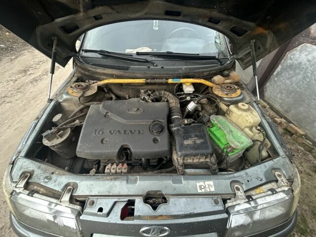 Серый ВАЗ 2110, объемом двигателя 1.6 л и пробегом 248 тыс. км за 1650 $, фото 1 на Automoto.ua