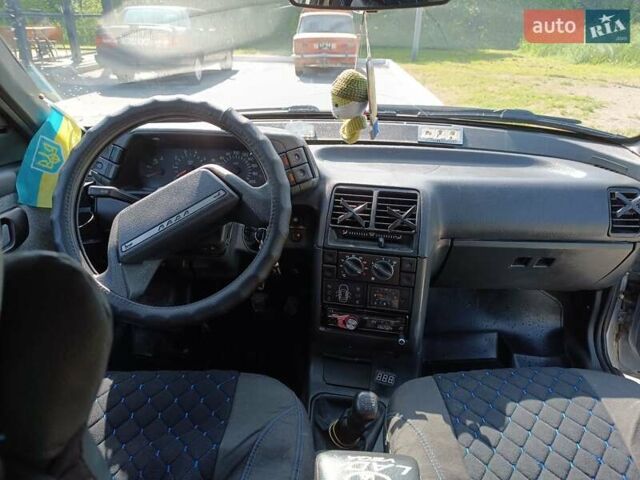 Сірий ВАЗ 2110, об'ємом двигуна 1.6 л та пробігом 250 тис. км за 1800 $, фото 4 на Automoto.ua