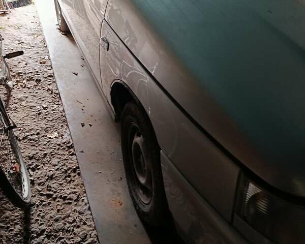 Серый ВАЗ 2110, объемом двигателя 1.6 л и пробегом 9 тыс. км за 3500 $, фото 4 на Automoto.ua