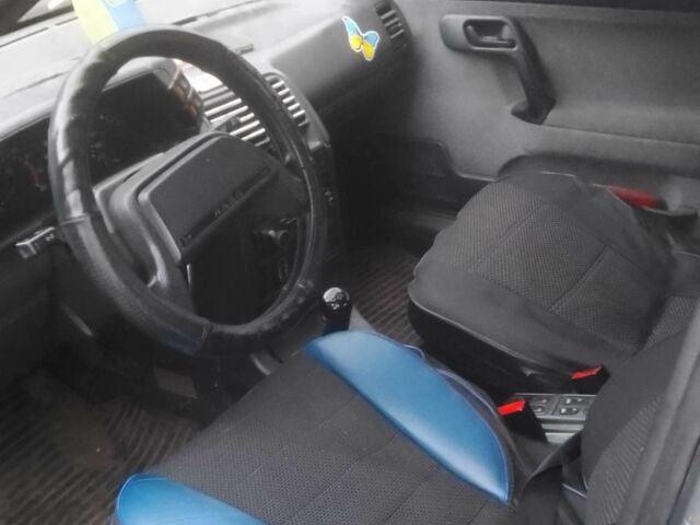 Серый ВАЗ 2110, объемом двигателя 1.6 л и пробегом 250 тыс. км за 1301 $, фото 3 на Automoto.ua