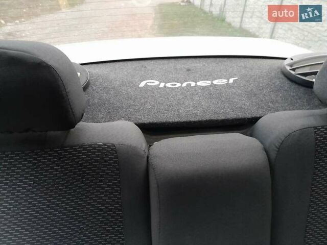 Сірий ВАЗ 2110, об'ємом двигуна 1.6 л та пробігом 176 тис. км за 1500 $, фото 7 на Automoto.ua