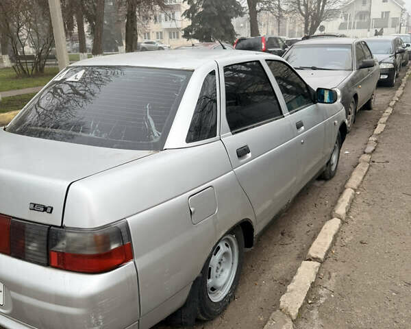 Серый ВАЗ 2110, объемом двигателя 1.6 л и пробегом 259 тыс. км за 1400 $, фото 3 на Automoto.ua