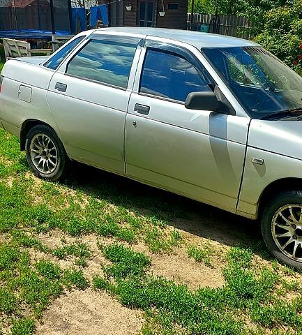 Серый ВАЗ 2110, объемом двигателя 1.6 л и пробегом 200 тыс. км за 1800 $, фото 5 на Automoto.ua