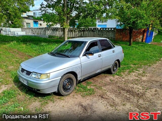 Серый ВАЗ 2110, объемом двигателя 1.6 л и пробегом 250 тыс. км за 1200 $, фото 2 на Automoto.ua