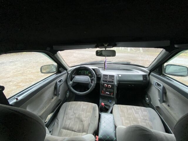 Сірий ВАЗ 2110, об'ємом двигуна 1.6 л та пробігом 283 тис. км за 2000 $, фото 6 на Automoto.ua