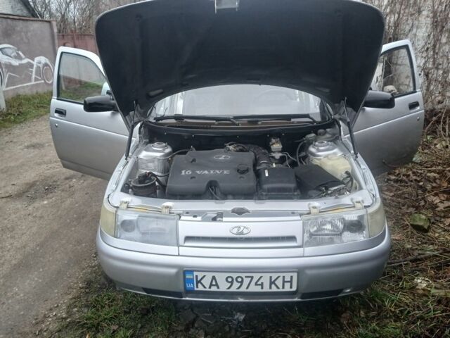 Серый ВАЗ 2110, объемом двигателя 1.6 л и пробегом 113 тыс. км за 2000 $, фото 8 на Automoto.ua