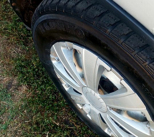 Сірий ВАЗ 2110, об'ємом двигуна 1.6 л та пробігом 111 тис. км за 1500 $, фото 2 на Automoto.ua
