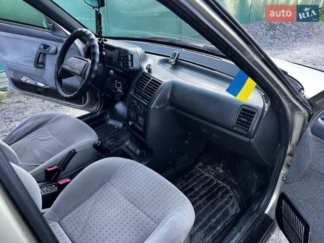 Серый ВАЗ 2110, объемом двигателя 1.6 л и пробегом 315 тыс. км за 1450 $, фото 5 на Automoto.ua