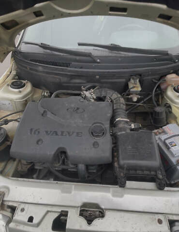 Сірий ВАЗ 2110, об'ємом двигуна 1.6 л та пробігом 141 тис. км за 2100 $, фото 9 на Automoto.ua