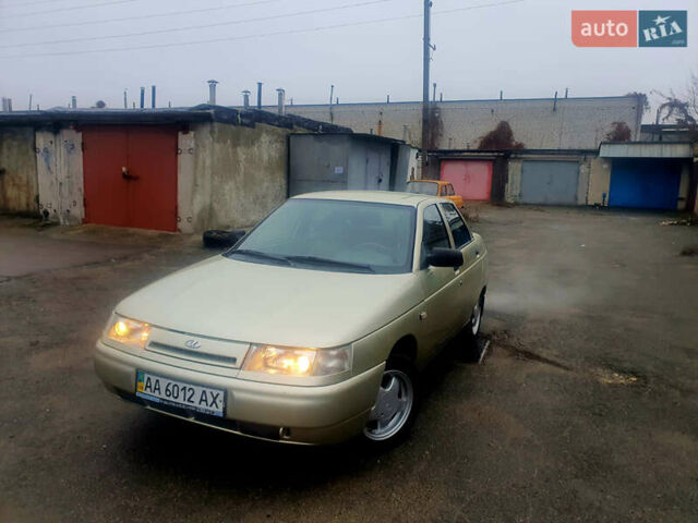 Серый ВАЗ 2110, объемом двигателя 1.6 л и пробегом 53 тыс. км за 2999 $, фото 2 на Automoto.ua