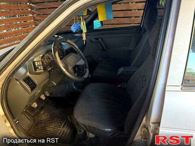 Сірий ВАЗ 2110, об'ємом двигуна 1.6 л та пробігом 160 тис. км за 2350 $, фото 5 на Automoto.ua