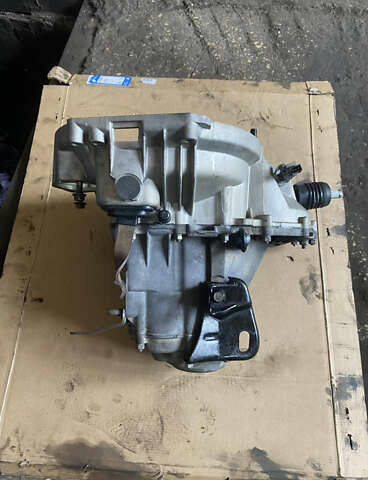 Серый ВАЗ 2110, объемом двигателя 1.6 л и пробегом 245 тыс. км за 2000 $, фото 13 на Automoto.ua