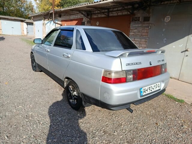 Сірий ВАЗ 2110, об'ємом двигуна 1.6 л та пробігом 176 тис. км за 1982 $, фото 1 на Automoto.ua