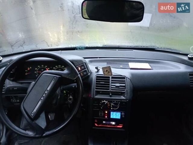 Серый ВАЗ 2110, объемом двигателя 1.6 л и пробегом 220 тыс. км за 1250 $, фото 5 на Automoto.ua