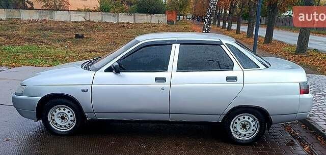 Серый ВАЗ 2110, объемом двигателя 1.6 л и пробегом 190 тыс. км за 1800 $, фото 2 на Automoto.ua