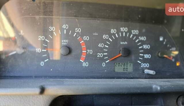 Серый ВАЗ 2110, объемом двигателя 1.6 л и пробегом 202 тыс. км за 1750 $, фото 1 на Automoto.ua