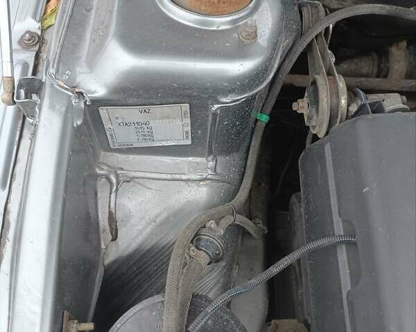 Сірий ВАЗ 2110, об'ємом двигуна 1.6 л та пробігом 93 тис. км за 2500 $, фото 6 на Automoto.ua