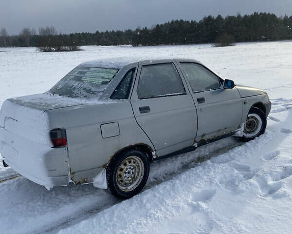 Серый ВАЗ 2110, объемом двигателя 1.6 л и пробегом 246 тыс. км за 1100 $, фото 4 на Automoto.ua