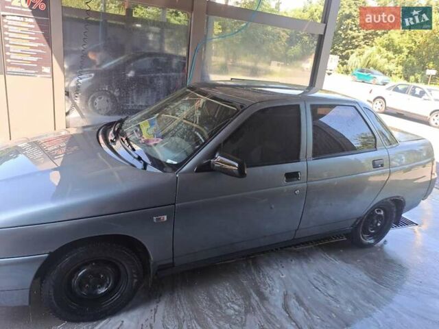 Серый ВАЗ 2110, объемом двигателя 1.6 л и пробегом 310 тыс. км за 1200 $, фото 1 на Automoto.ua