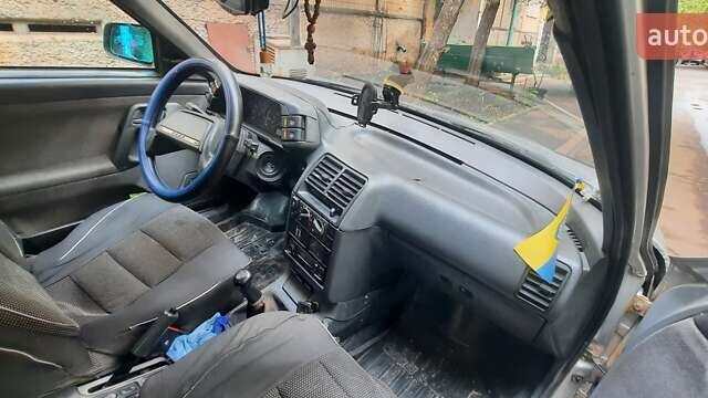 Сірий ВАЗ 2110, об'ємом двигуна 1.5 л та пробігом 254 тис. км за 2300 $, фото 11 на Automoto.ua