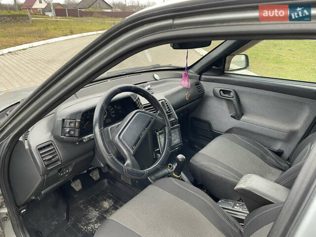 Сірий ВАЗ 2110, об'ємом двигуна 1.6 л та пробігом 163 тис. км за 2600 $, фото 18 на Automoto.ua
