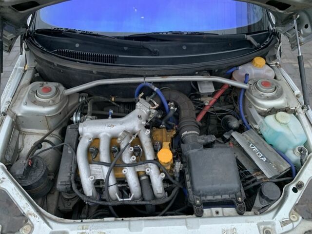 Серый ВАЗ 2110, объемом двигателя 1.6 л и пробегом 25 тыс. км за 2650 $, фото 7 на Automoto.ua