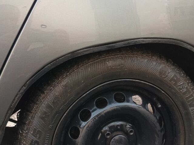 Сірий ВАЗ 2110, об'ємом двигуна 1.6 л та пробігом 210 тис. км за 2700 $, фото 4 на Automoto.ua