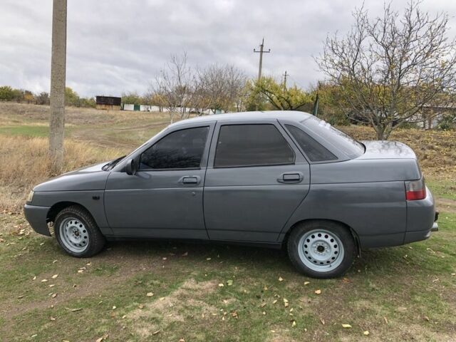 Серый ВАЗ 2110, объемом двигателя 1.6 л и пробегом 280 тыс. км за 1750 $, фото 4 на Automoto.ua