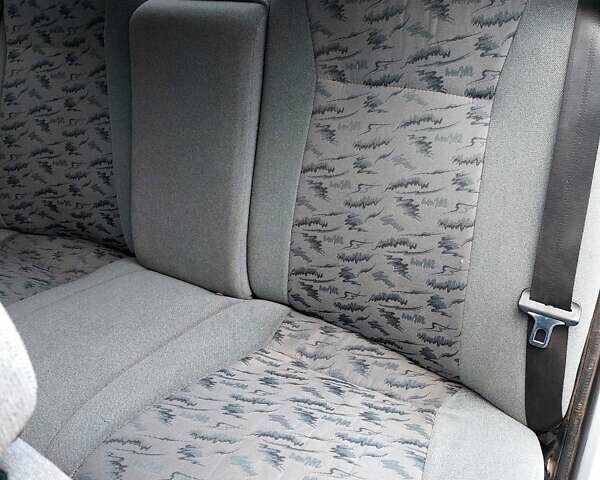 Сірий ВАЗ 2110, об'ємом двигуна 1.6 л та пробігом 127 тис. км за 2500 $, фото 24 на Automoto.ua