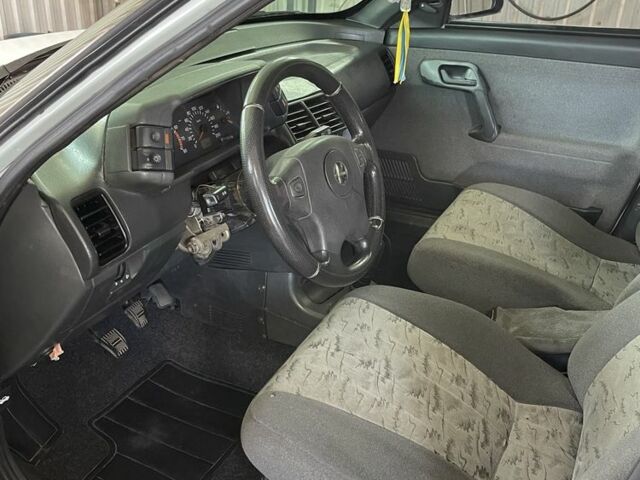 Сірий ВАЗ 2110, об'ємом двигуна 1.6 л та пробігом 232 тис. км за 2300 $, фото 2 на Automoto.ua