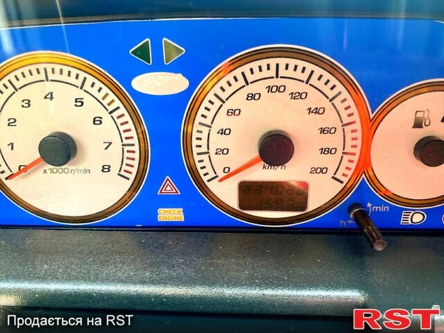 Серый ВАЗ 2110, объемом двигателя 1.6 л и пробегом 234 тыс. км за 2000 $, фото 7 на Automoto.ua