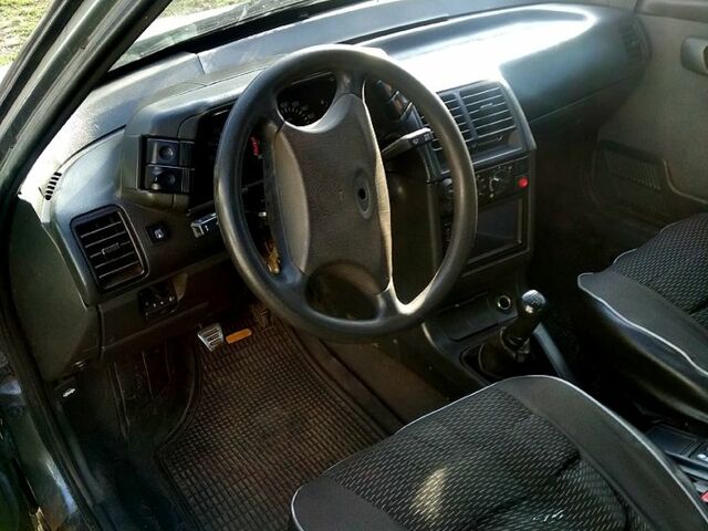 Сірий ВАЗ 2110, об'ємом двигуна 1.6 л та пробігом 420 тис. км за 1300 $, фото 4 на Automoto.ua