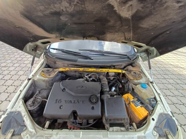 Сірий ВАЗ 2110, об'ємом двигуна 1.6 л та пробігом 200 тис. км за 1750 $, фото 10 на Automoto.ua