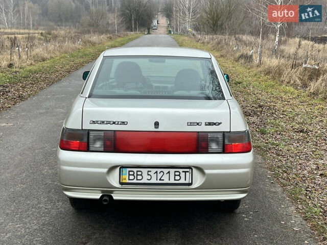 Серый ВАЗ 2110, объемом двигателя 1.6 л и пробегом 131 тыс. км за 2099 $, фото 4 на Automoto.ua