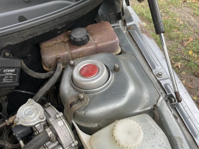 Сірий ВАЗ 2110, об'ємом двигуна 0 л та пробігом 220 тис. км за 850 $, фото 6 на Automoto.ua