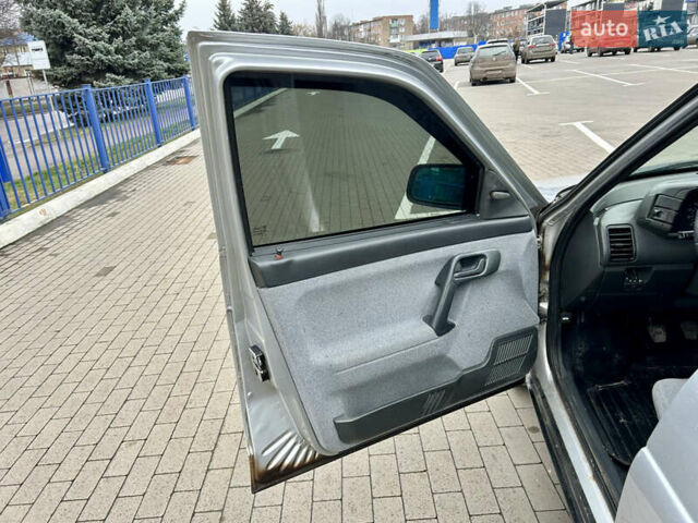 Сірий ВАЗ 2110, об'ємом двигуна 1.6 л та пробігом 182 тис. км за 2350 $, фото 7 на Automoto.ua