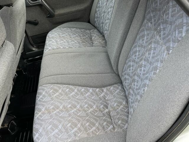 Сірий ВАЗ 2110, об'ємом двигуна 1.6 л та пробігом 105 тис. км за 2850 $, фото 8 на Automoto.ua