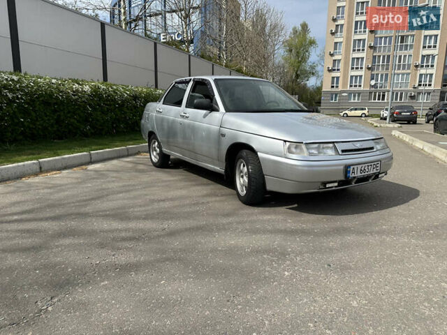Серый ВАЗ 2110, объемом двигателя 1.6 л и пробегом 300 тыс. км за 1600 $, фото 2 на Automoto.ua
