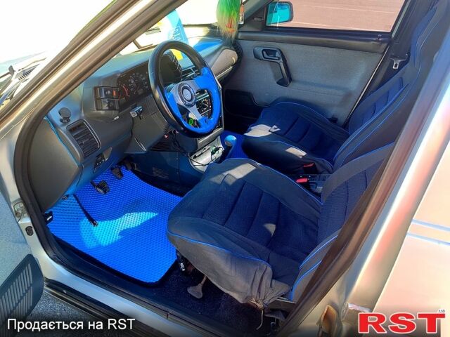 Сірий ВАЗ 2110, об'ємом двигуна 1.6 л та пробігом 139 тис. км за 2300 $, фото 3 на Automoto.ua