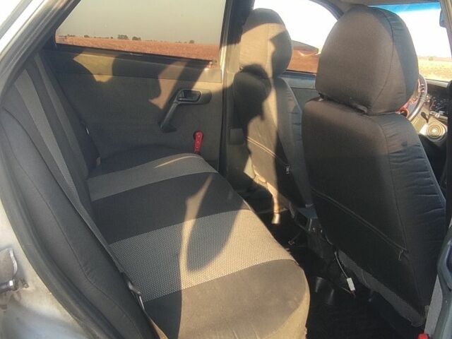 Серый ВАЗ 2110, объемом двигателя 1.6 л и пробегом 300 тыс. км за 1500 $, фото 7 на Automoto.ua