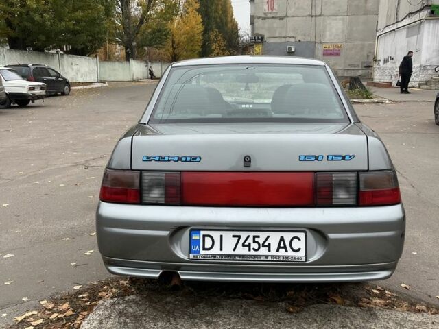 Серый ВАЗ 2110, объемом двигателя 1.6 л и пробегом 150 тыс. км за 1900 $, фото 2 на Automoto.ua