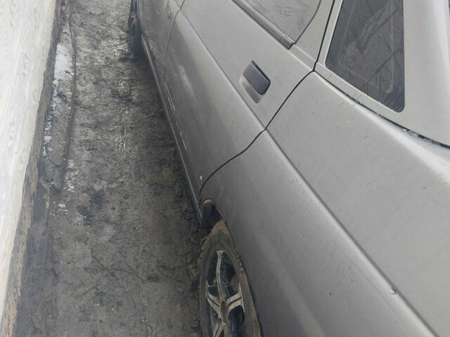 Серый ВАЗ 2110, объемом двигателя 1.6 л и пробегом 274 тыс. км за 1500 $, фото 4 на Automoto.ua