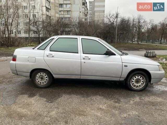 Серый ВАЗ 2110, объемом двигателя 1.6 л и пробегом 205 тыс. км за 1550 $, фото 5 на Automoto.ua