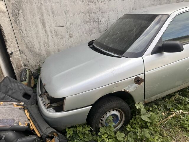 Серый ВАЗ 2110, объемом двигателя 0 л и пробегом 250 тыс. км за 400 $, фото 2 на Automoto.ua